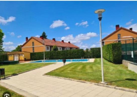 Apartamento Con Jardin Сантьяго-де-Компостела Экстерьер фото